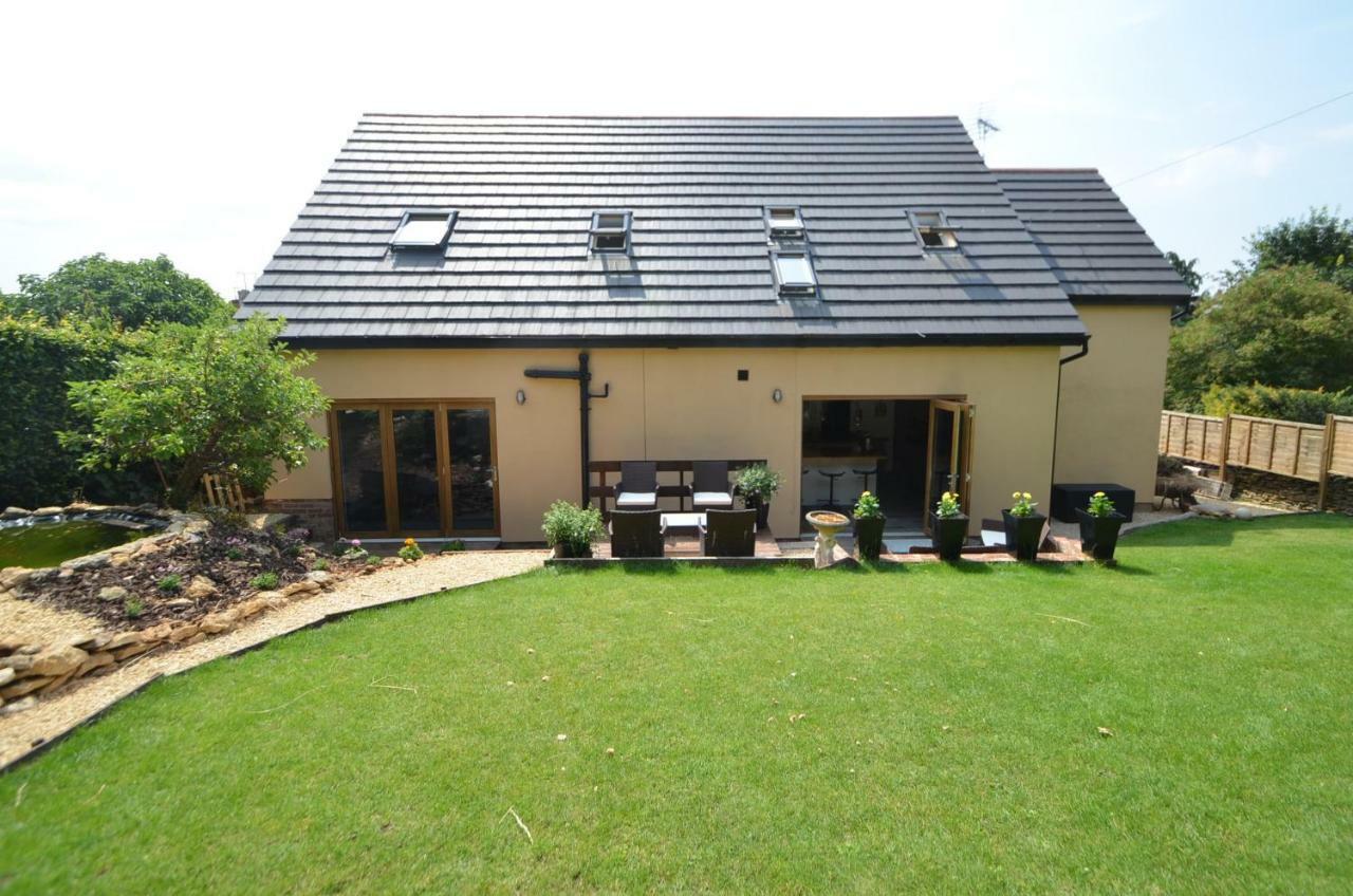Apartamento The Hidden House Stroud  Exterior foto