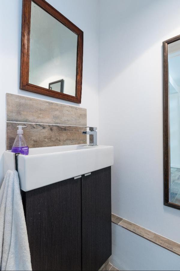 Apartamento The Hidden House Stroud  Exterior foto