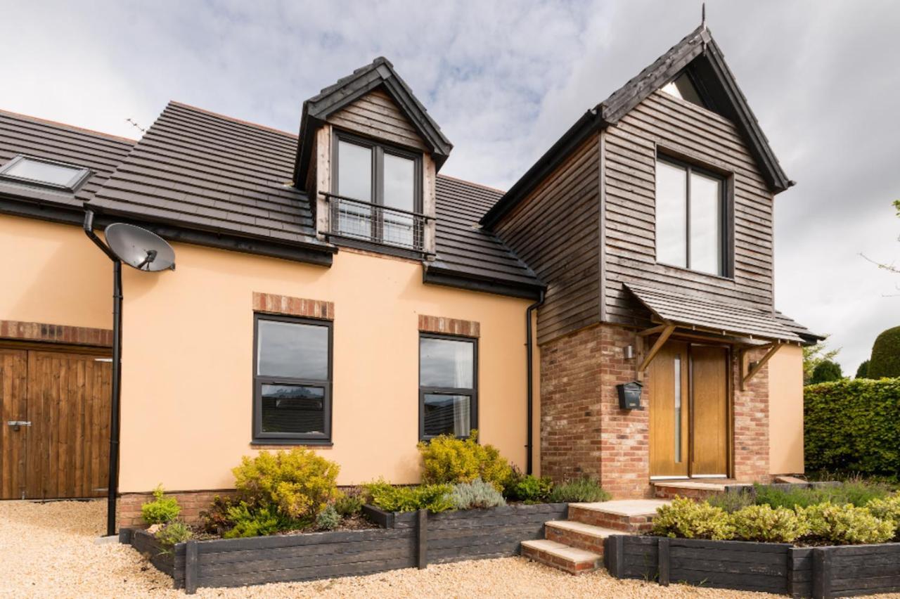 Apartamento The Hidden House Stroud  Exterior foto